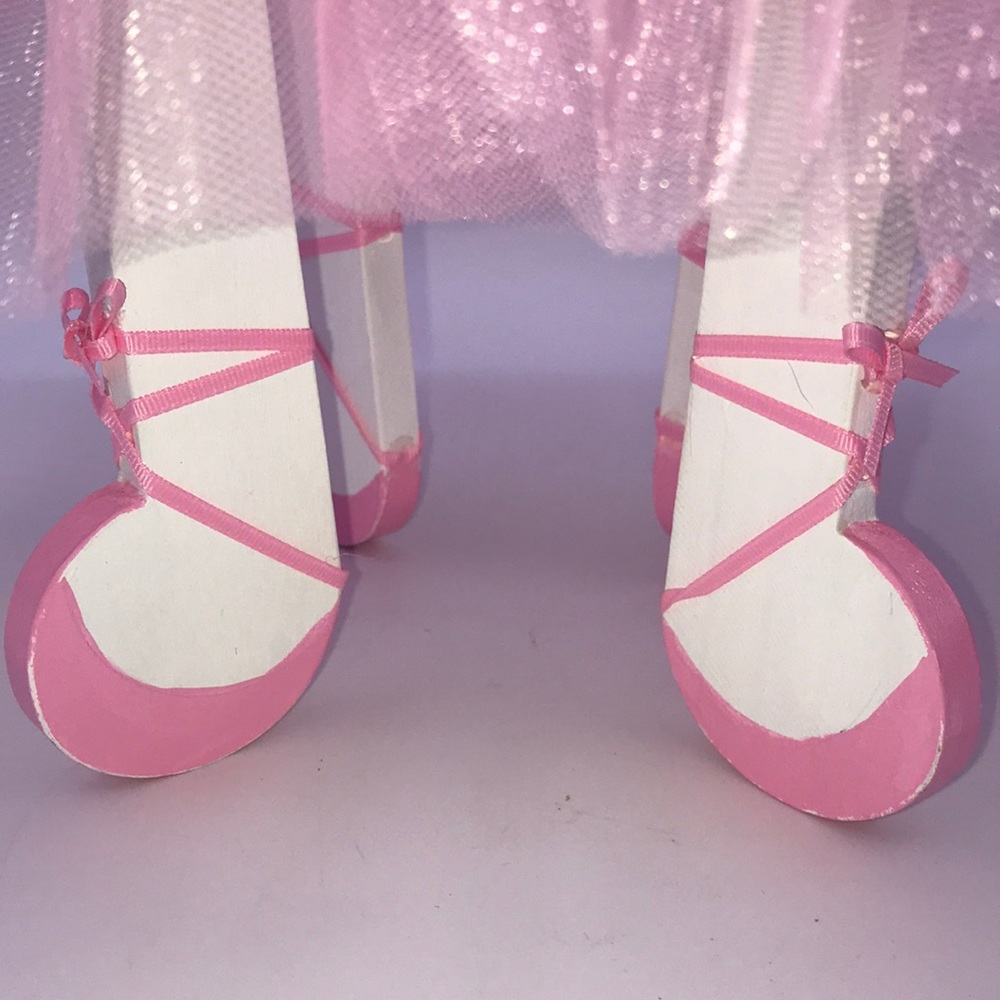 American Girl (SIZE not AG Brand) Furniture Handmade Ballerina Table & 2 Chairs - Picture 12 of 13
